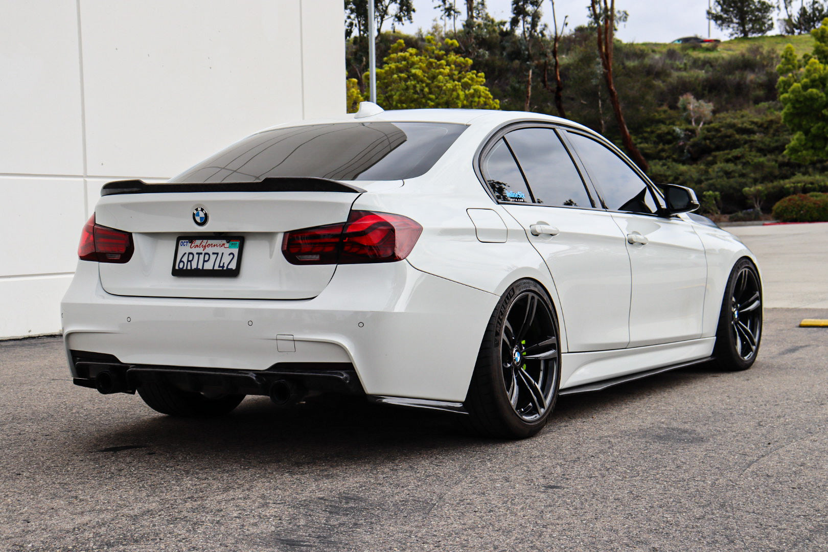 BMW F30 F31 M Performance Look ABS Plastic Splitter Side Skirts BMW F30 F31 M Performance Look ABS Plastic Splitter Side Skirts